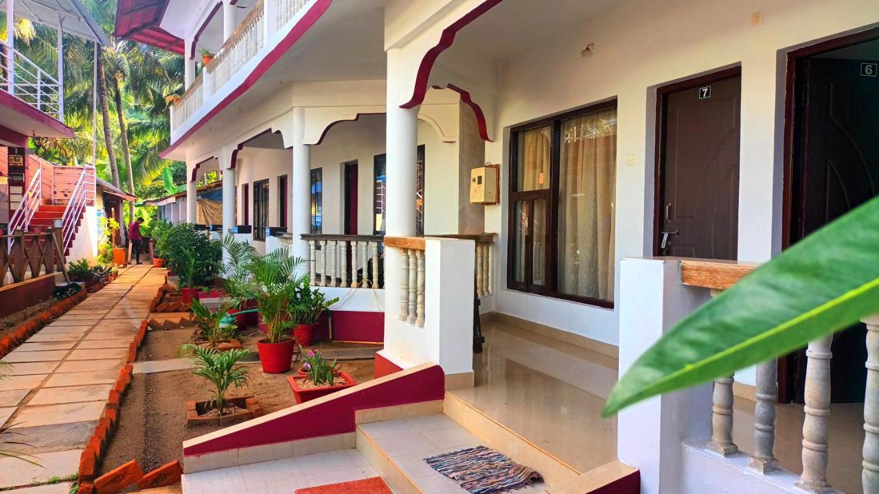 Oasis Beach Resort 아곤다 외부 사진