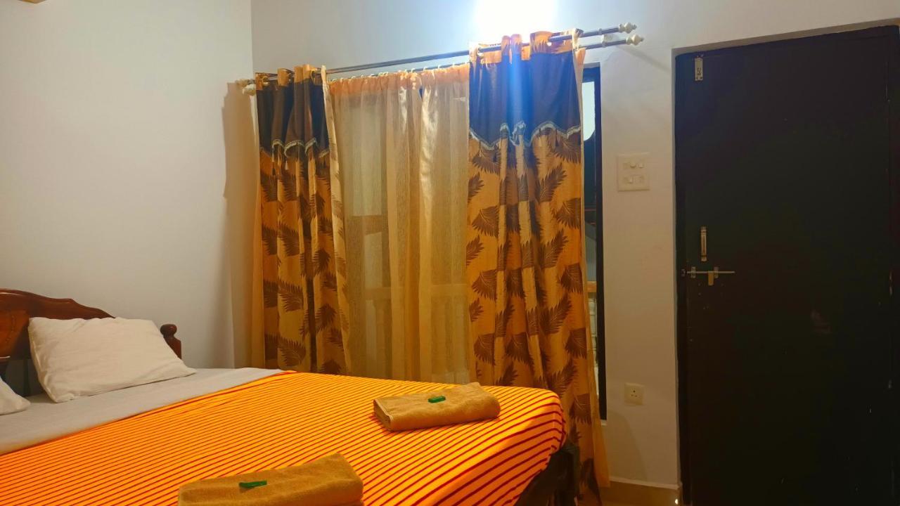 Oasis Beach Resort 아곤다 외부 사진