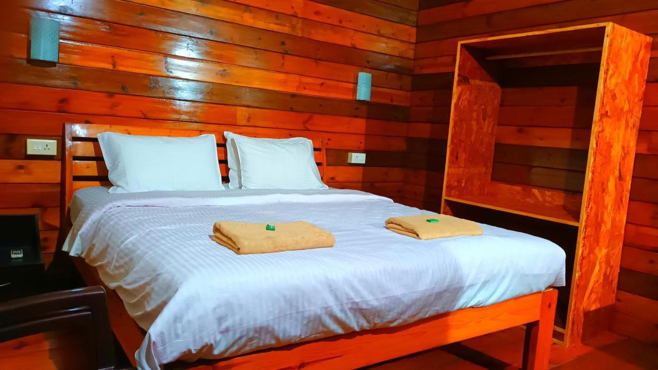 Oasis Beach Resort 아곤다 외부 사진