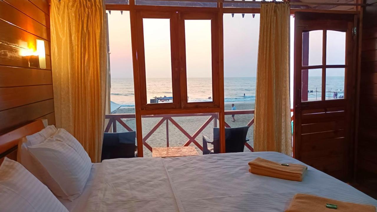 Oasis Beach Resort 아곤다 외부 사진