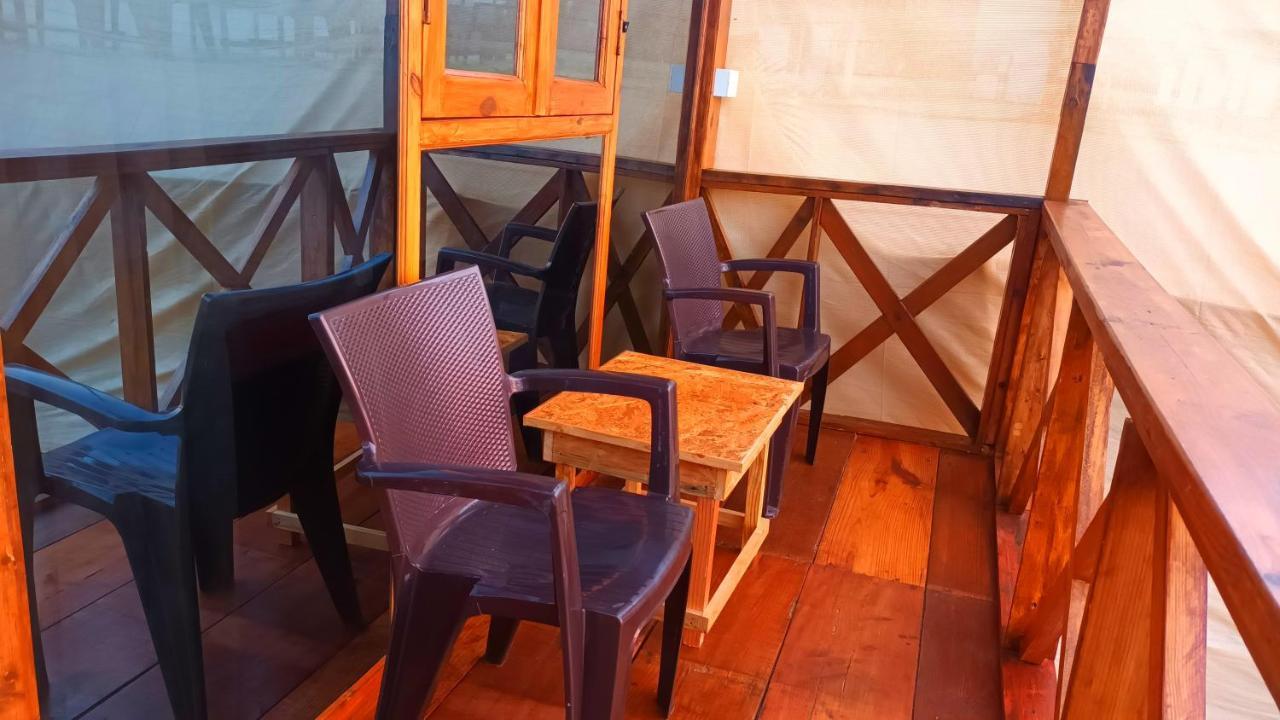 Oasis Beach Resort 아곤다 외부 사진