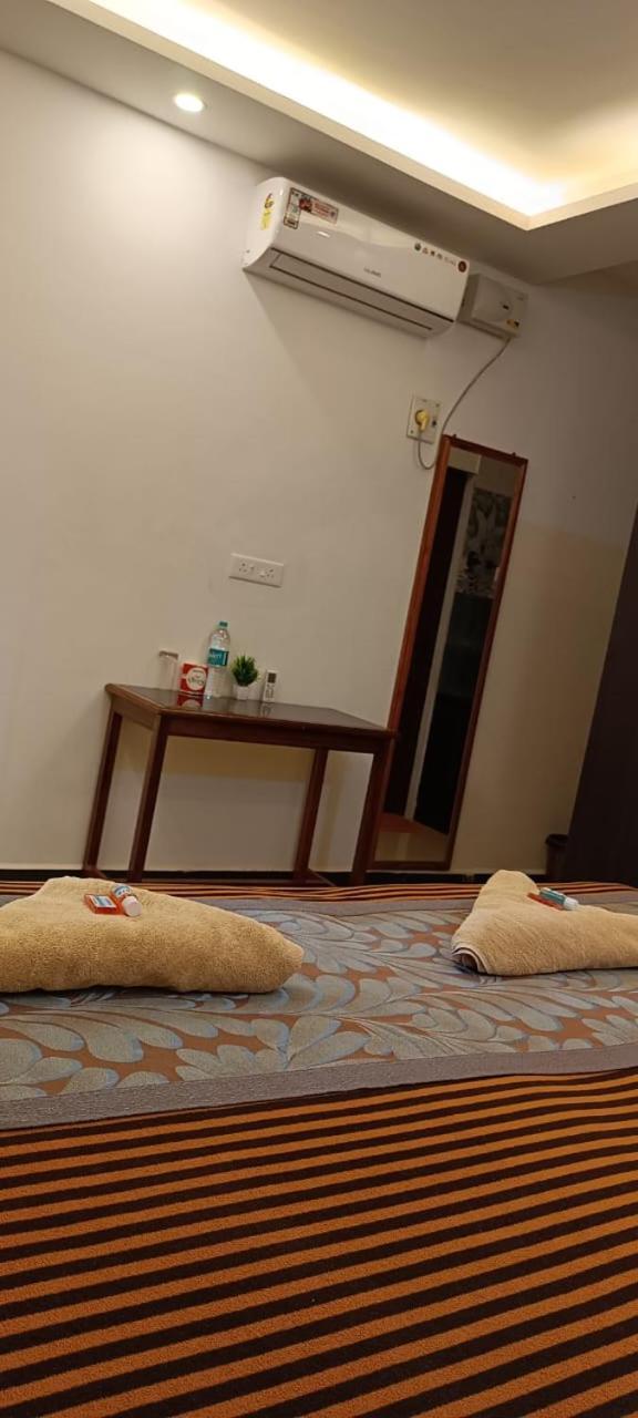 Oasis Beach Resort 아곤다 외부 사진